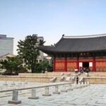 Deoksugung Palace Vacation Travel Guide | Expedia